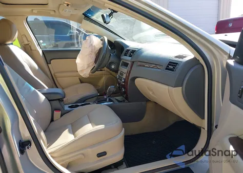 2010 Ford Fusion Sel z USA, uszkodzony, nr VIN 3FAHP0JA7AR420450